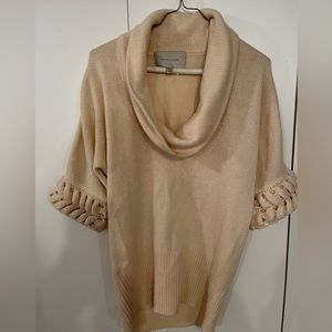 Beautiful Brochu Walker sweater